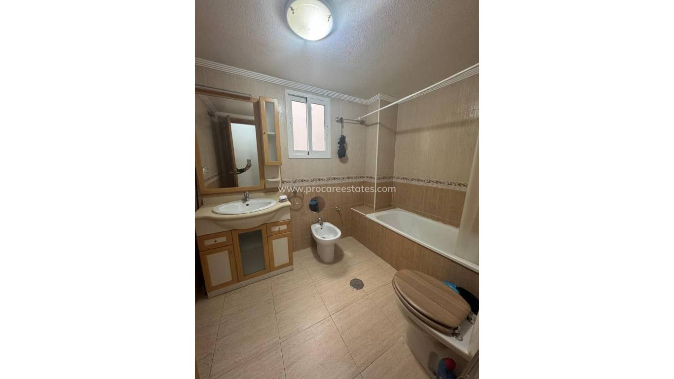 Verkoop - Appartement - Torrevieja - Torrevieja Center