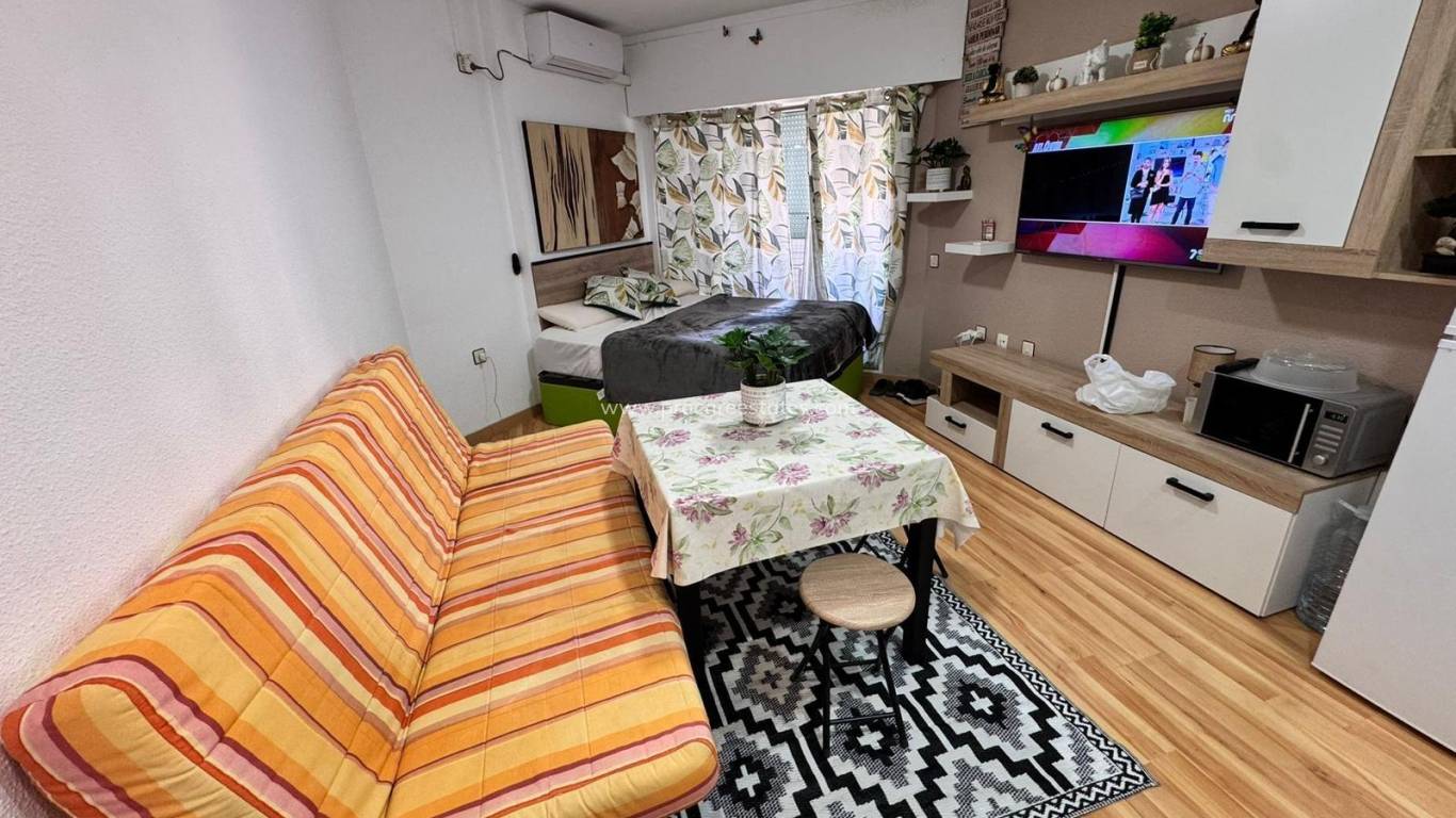 Verkoop - Appartement - Torrevieja - Torrevieja Center