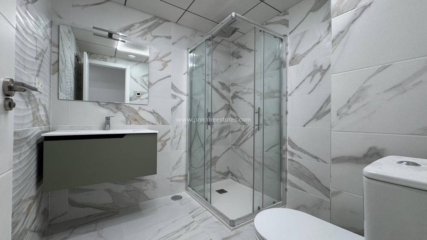 Verkoop - Appartement - Torrevieja - Torrevieja Center