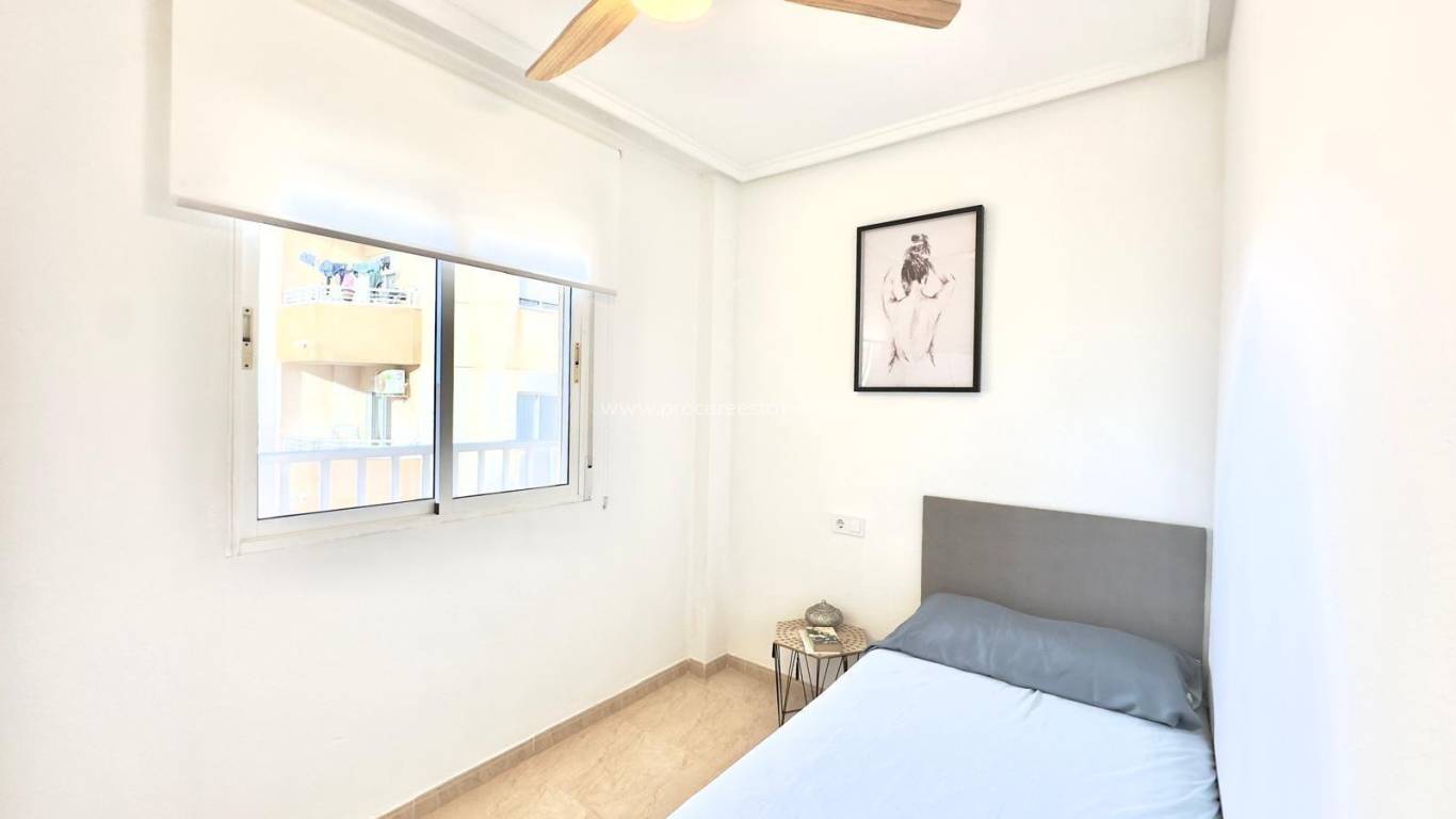 Verkoop - Appartement - Torrevieja - Torrevieja Center