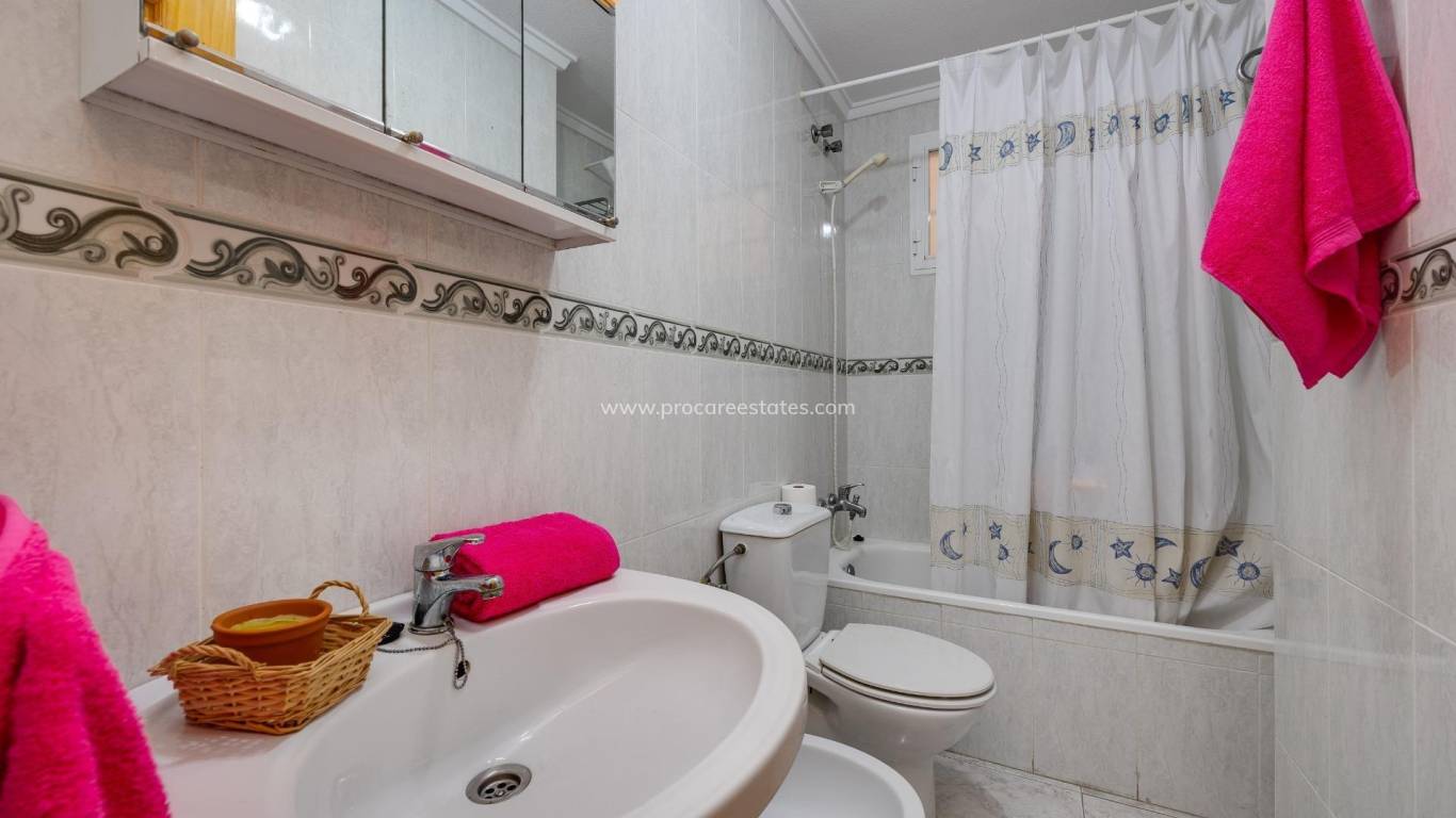 Verkoop - Appartement - Torrevieja - Torrevieja Center