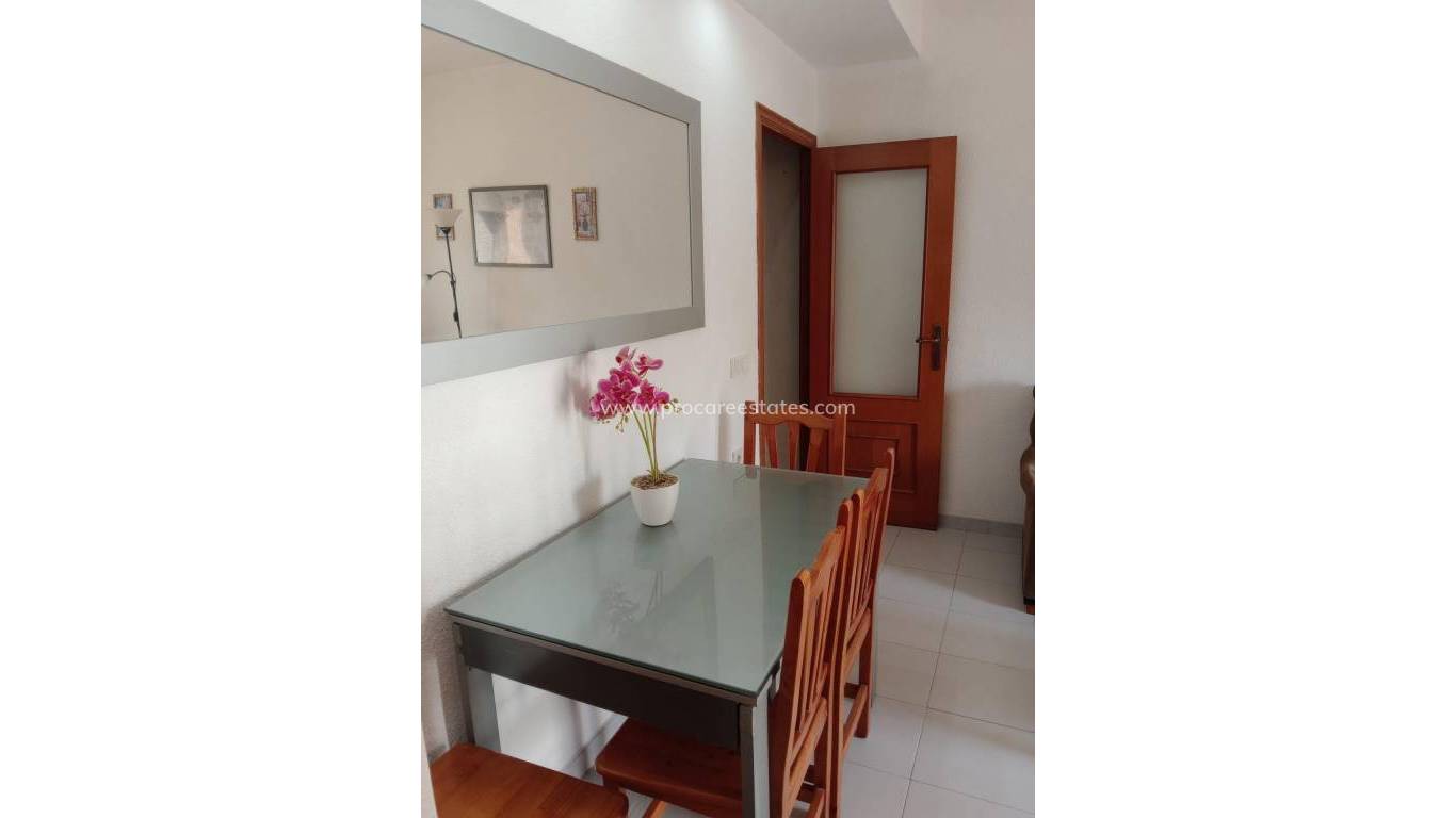 Verkoop - Appartement - Torrevieja - Torrevieja Center