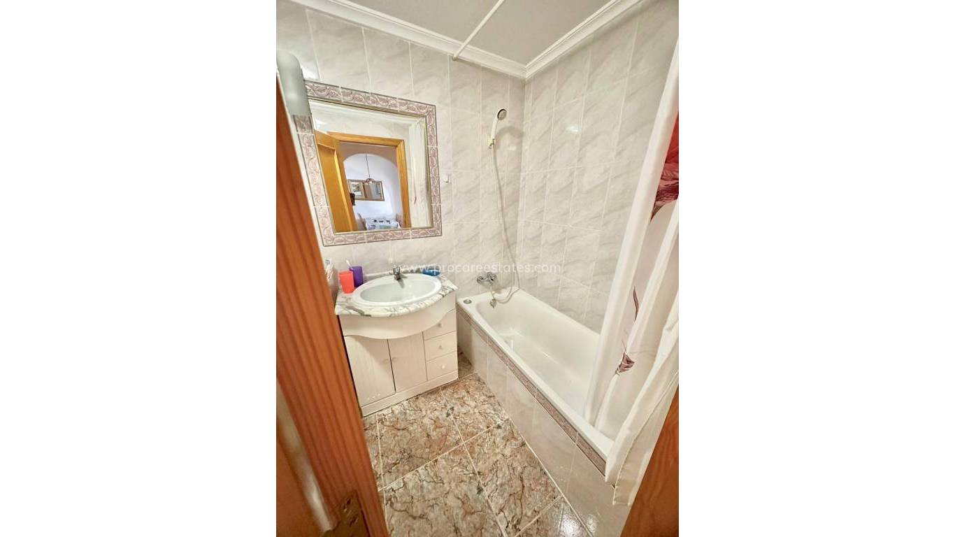 Verkoop - Appartement - Torrevieja - Torrevieja Center