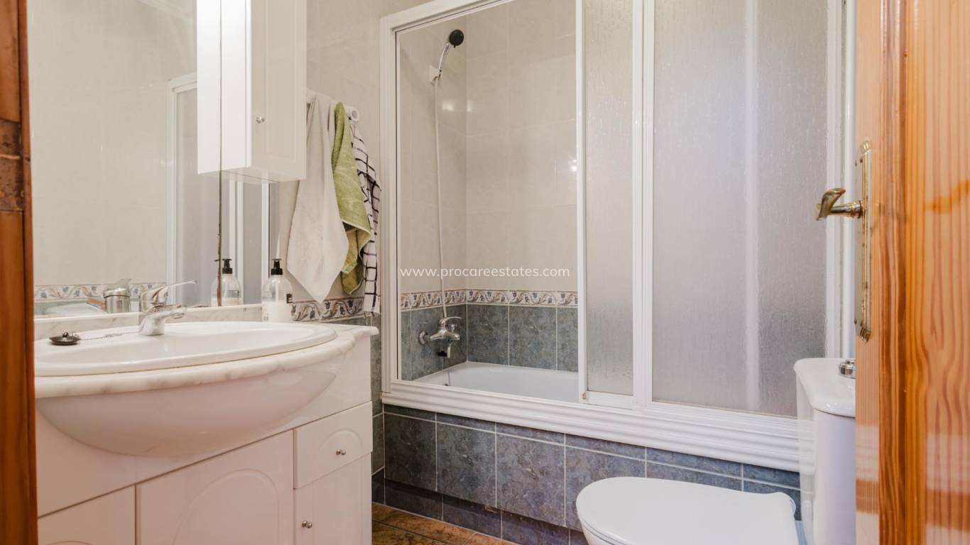 Verkoop - Appartement - Torrevieja - Torrevieja Center