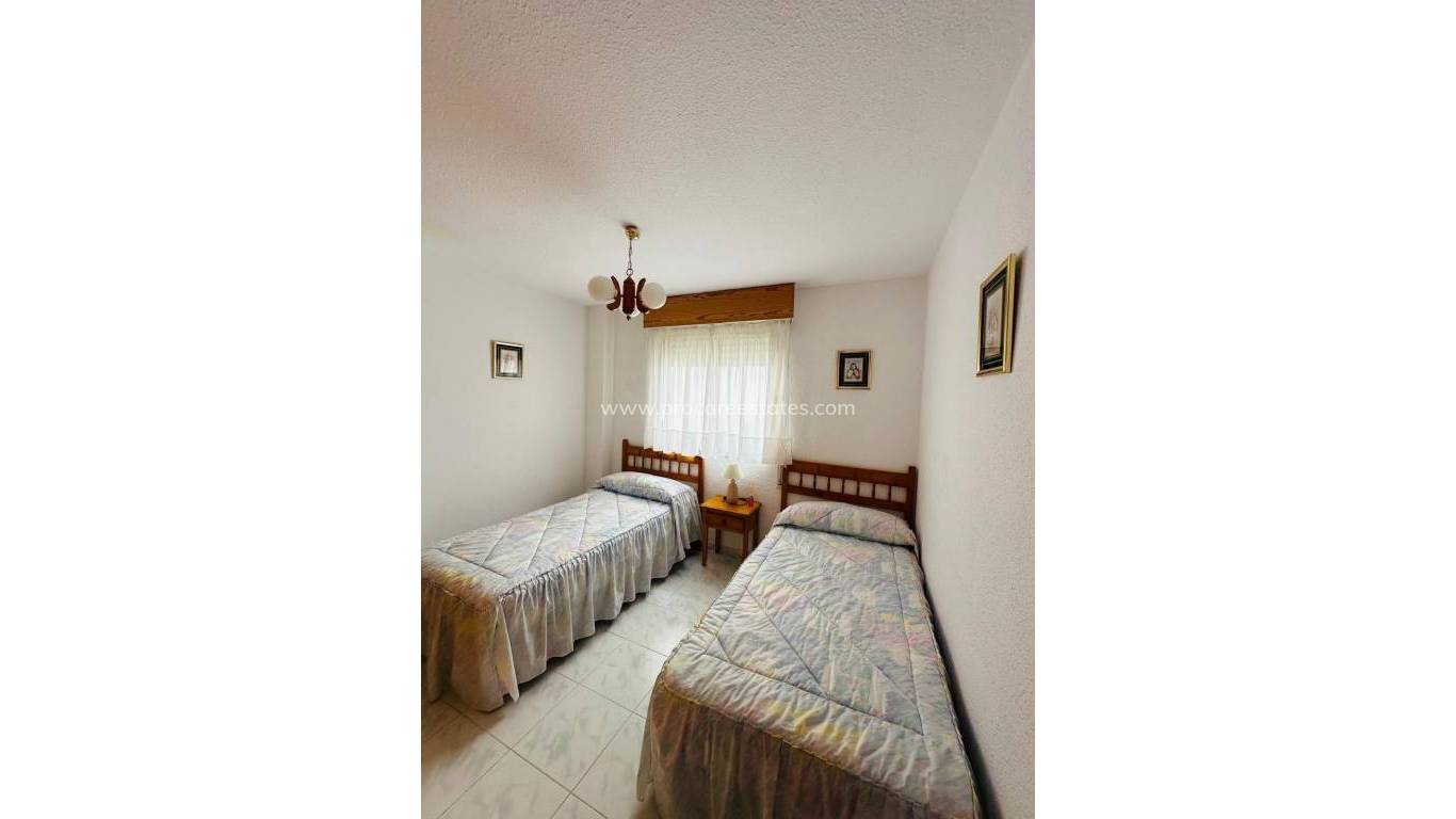 Verkoop - Appartement - Torrevieja - Torrevieja Center