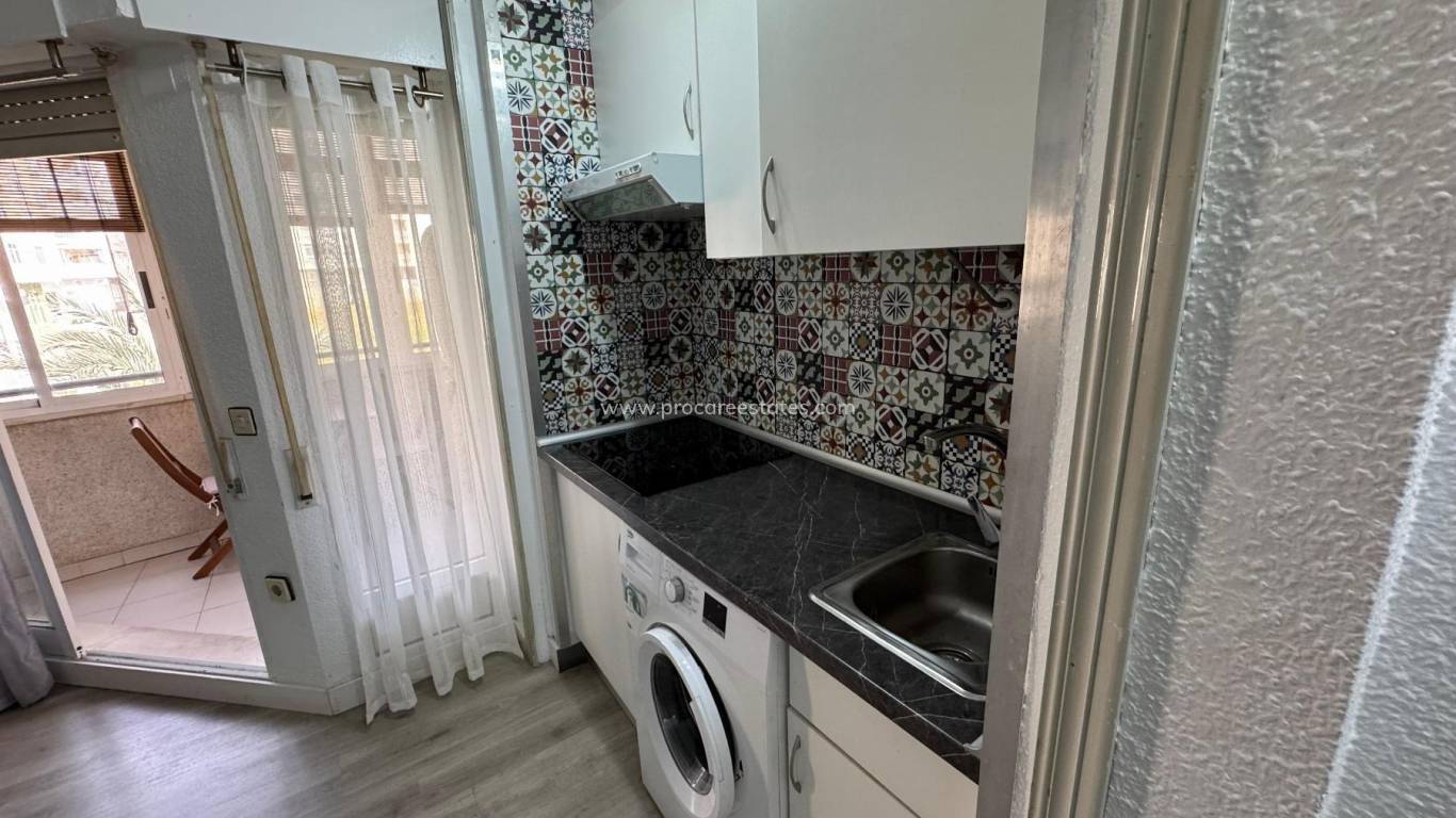 Verkoop - Appartement - Torrevieja - Torrevieja Center