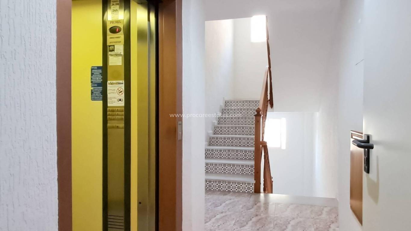 Verkoop - Appartement - Torrevieja - Torrevieja Center