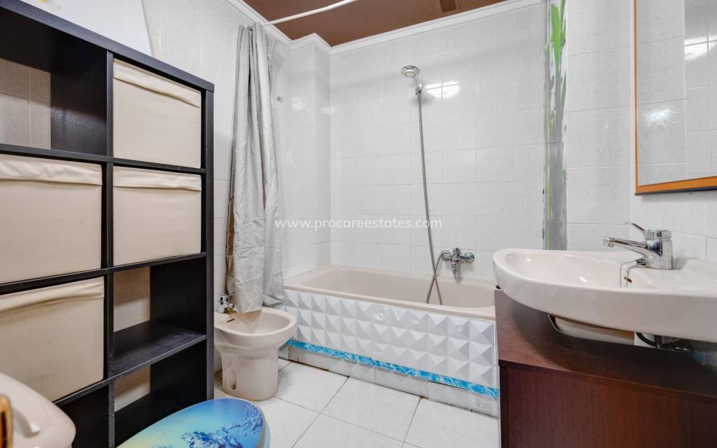 Verkoop - Appartement - Torrevieja - Torrevieja Center