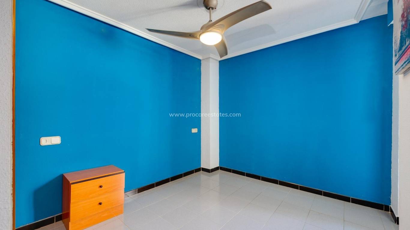 Verkoop - Appartement - Torrevieja - Torrevieja Center