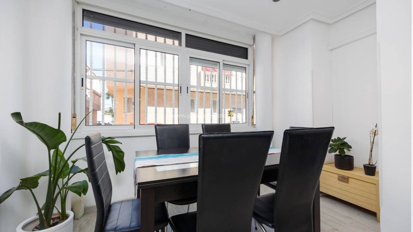 Verkoop - Appartement - Torrevieja - Torrevieja Center