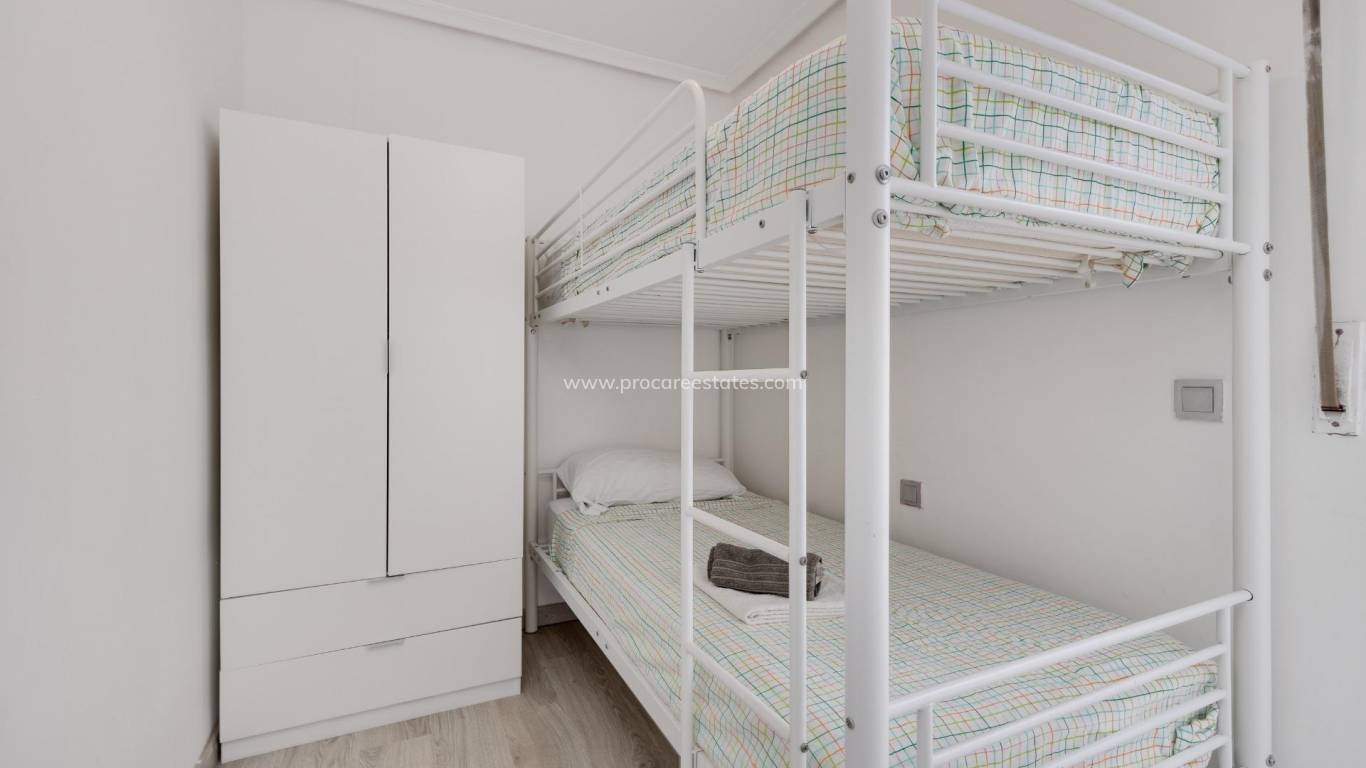 Verkoop - Appartement - Torrevieja - Torrevieja Center