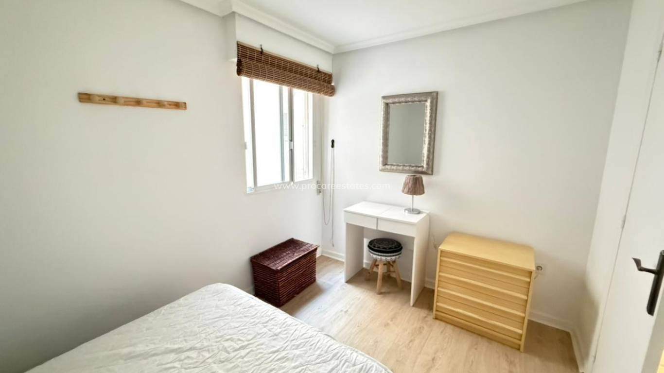 Verkoop - Appartement - Torrevieja - Torrevieja Center