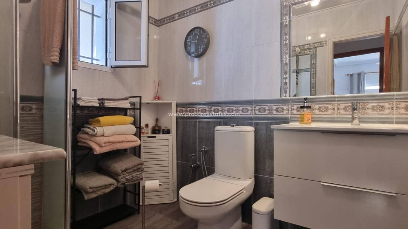 Verkoop - Appartement - Torrevieja - Torrevieja Center