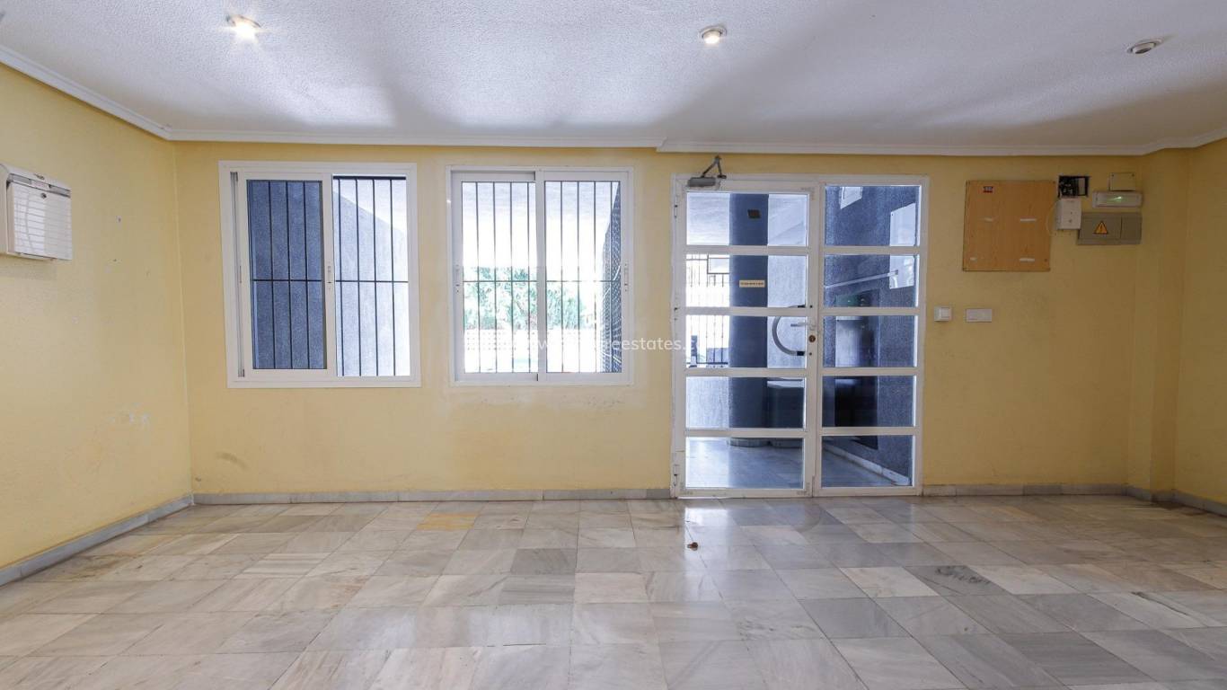 Verkoop - Appartement - Torrevieja - Torrevieja Center