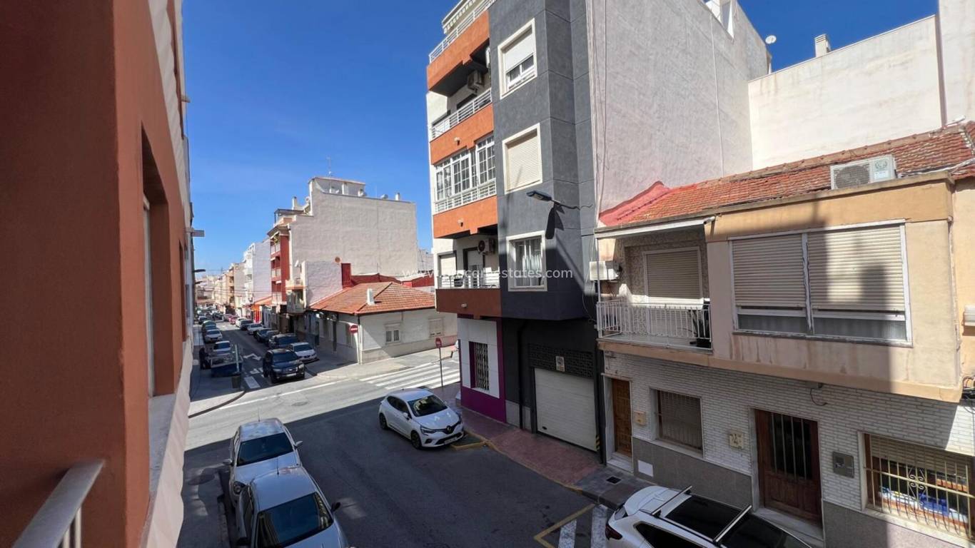 Verkoop - Appartement - Torrevieja - Torrevieja Center