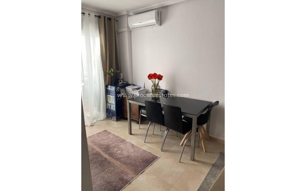 Verkoop - Appartement - Torrevieja - Torrevieja Center