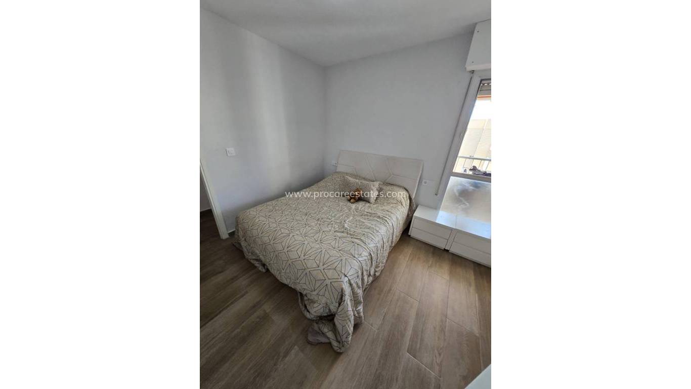 Verkoop - Appartement - Torrevieja - Torrevieja Center