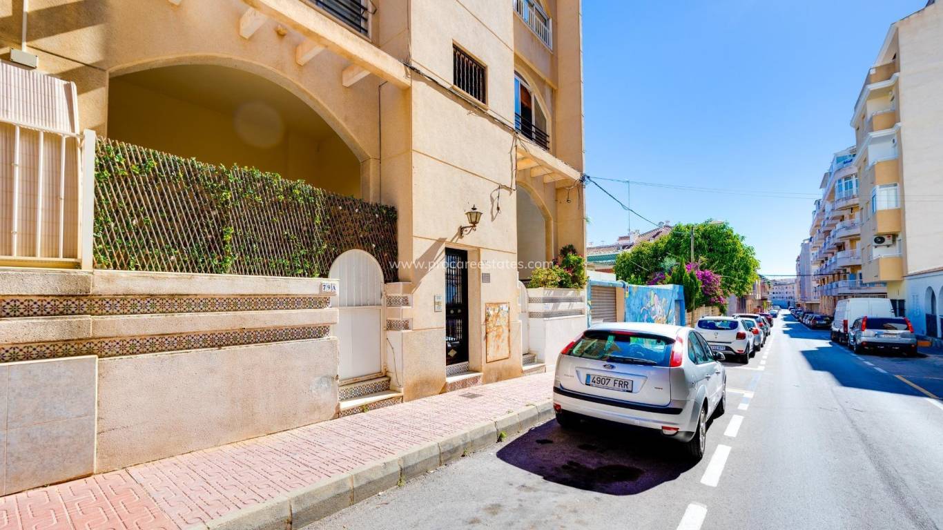 Verkoop - Appartement - Torrevieja - Torrevieja Center