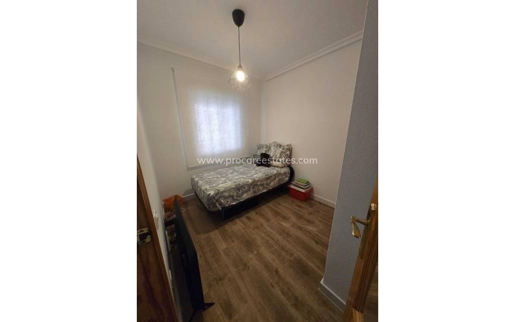 Verkoop - Appartement - Torrevieja - Torrevieja Center