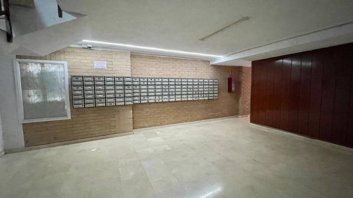Verkoop - Appartement - Torrevieja - Torrevieja Center