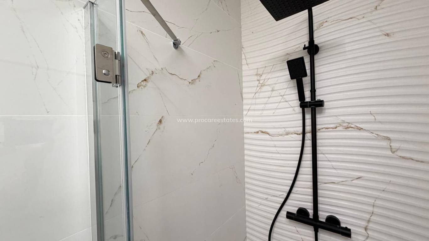 Verkoop - Appartement - Torrevieja