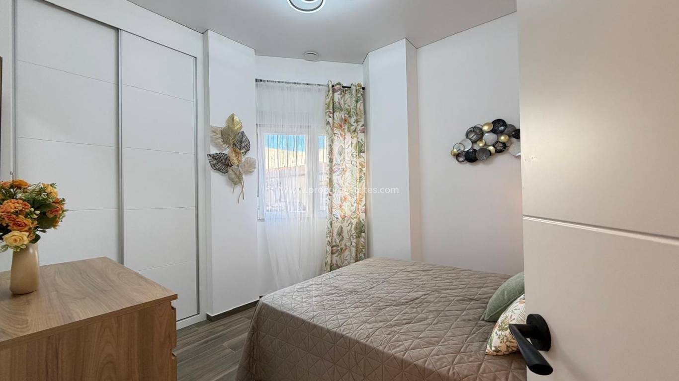 Verkoop - Appartement - Torrevieja