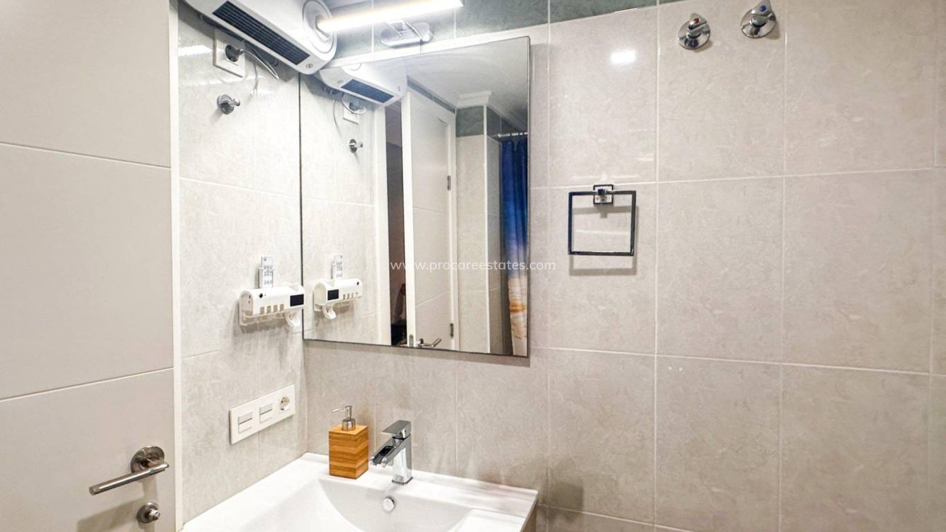 Verkoop - Appartement - Torrevieja