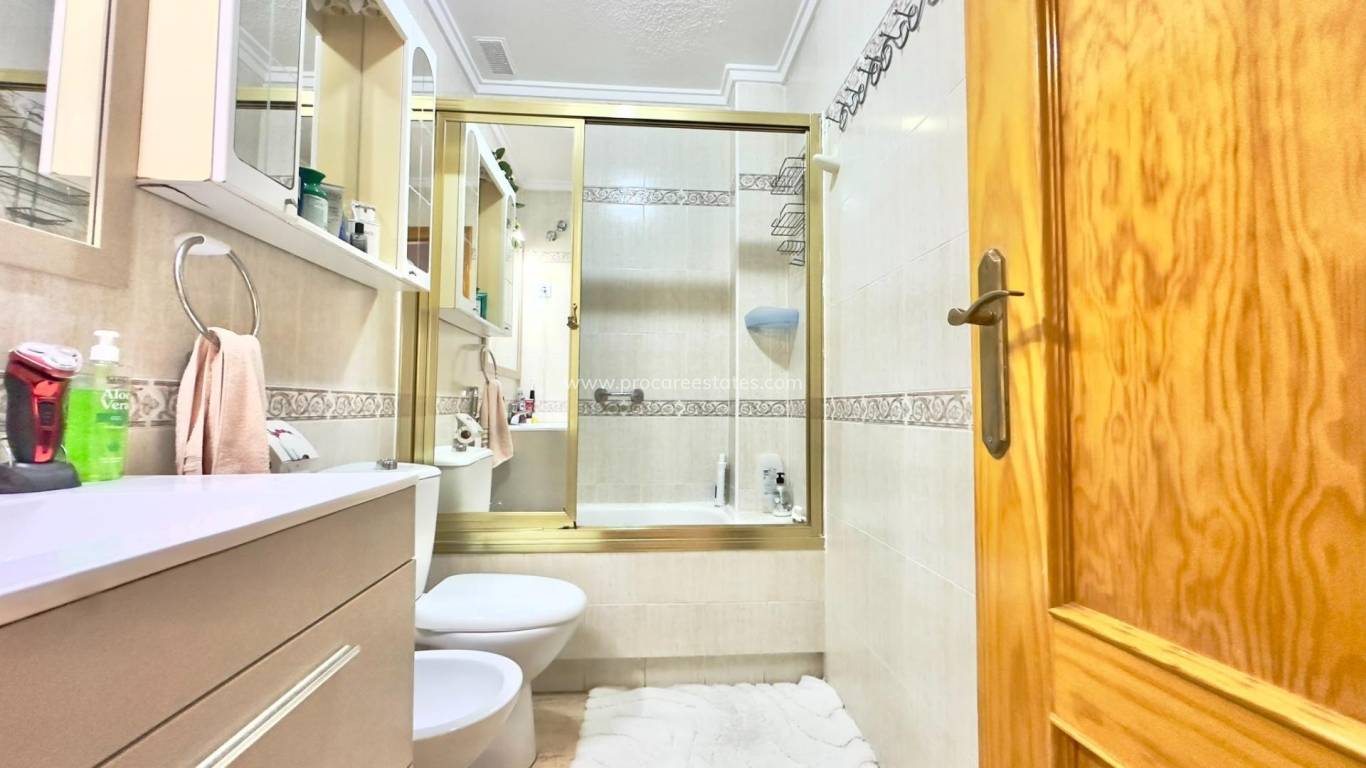 Verkoop - Appartement - Torrevieja