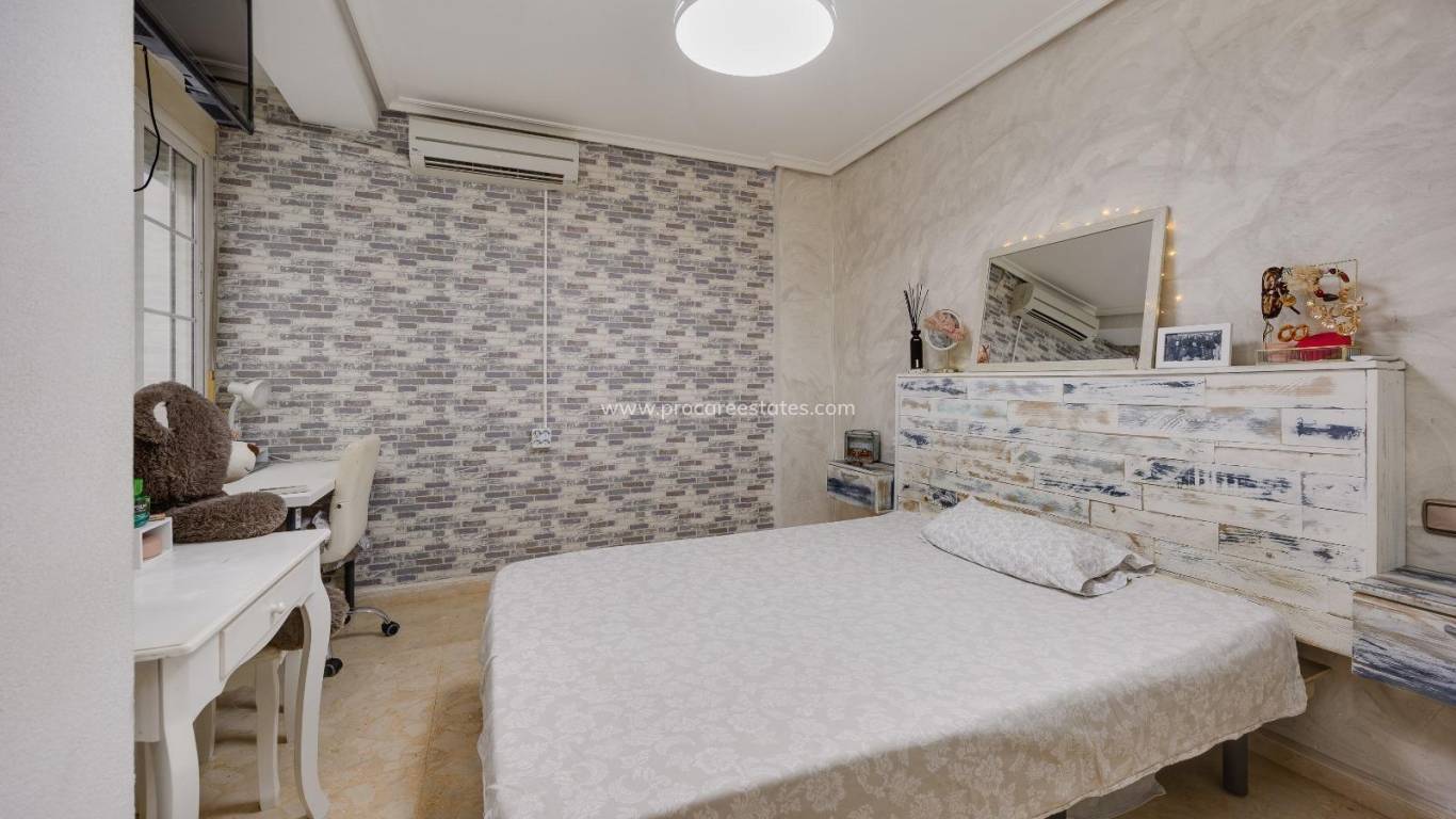 Verkoop - Appartement - Torrevieja