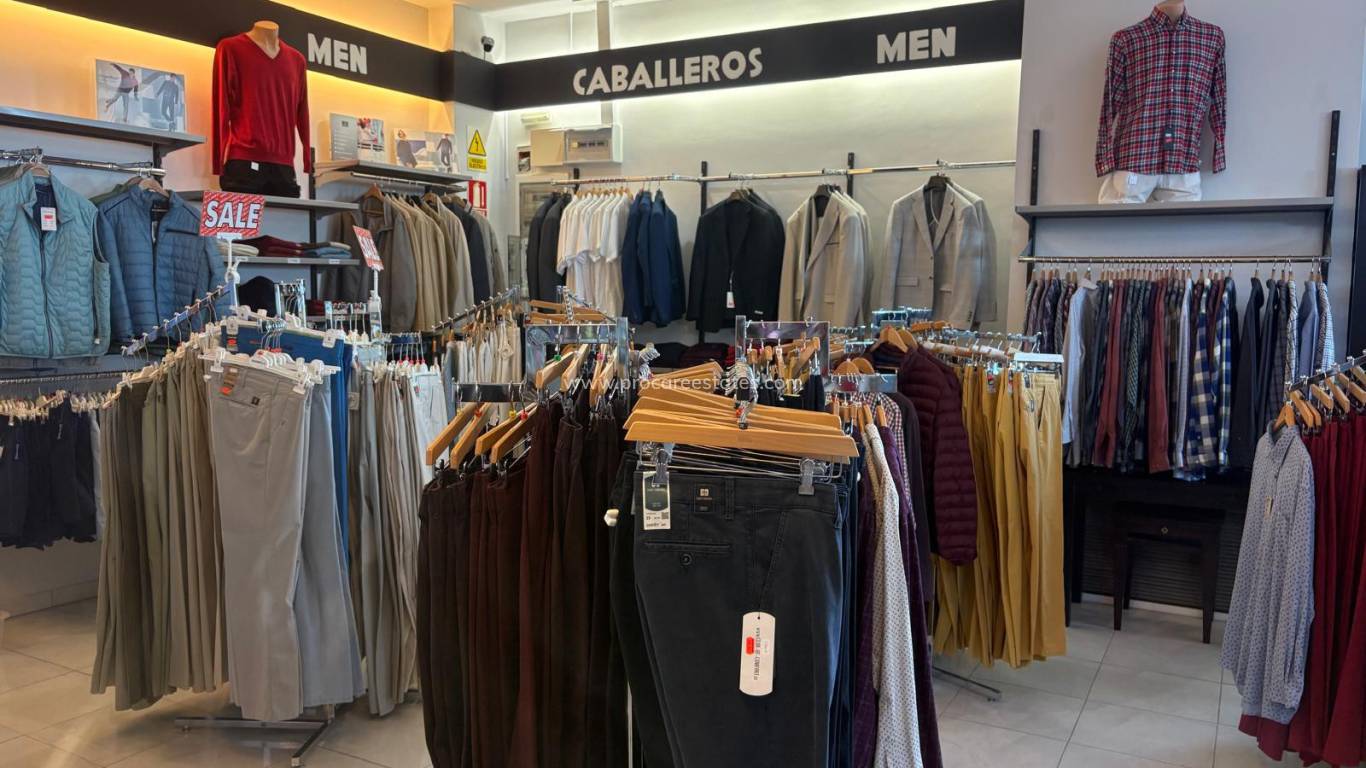 Verkoop - Commercieel vastgoed - Algorfa - La Finca golf