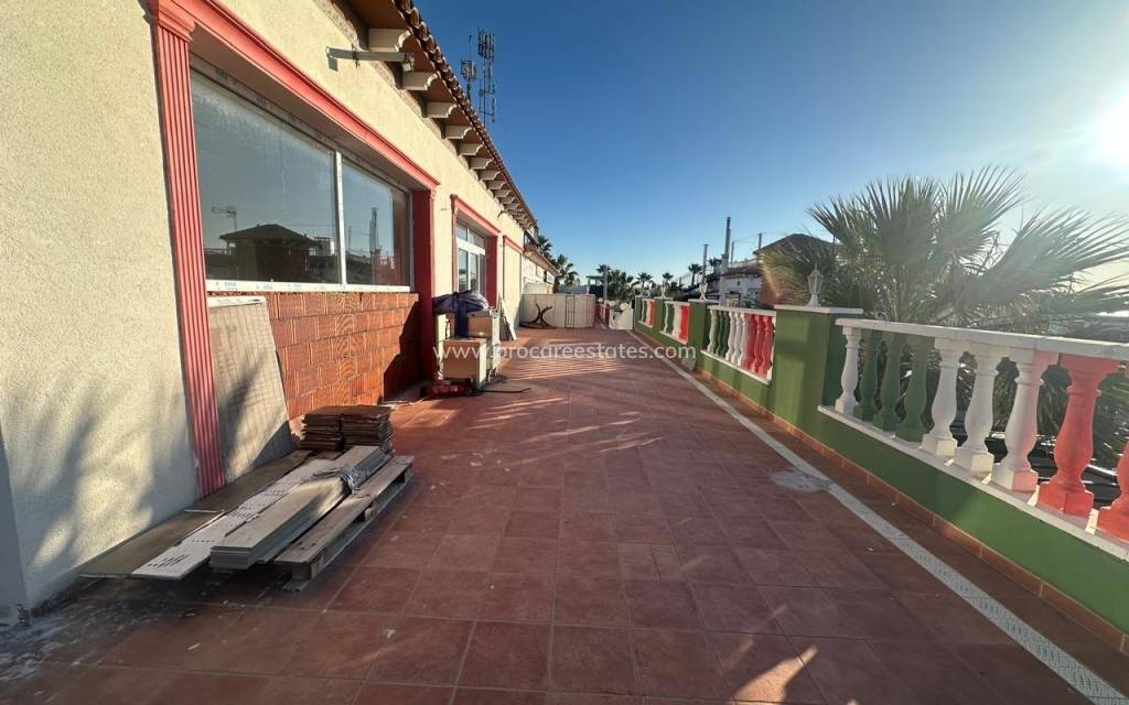 Verkoop - Commercieel vastgoed - Orihuela Costa - Cabo Roig