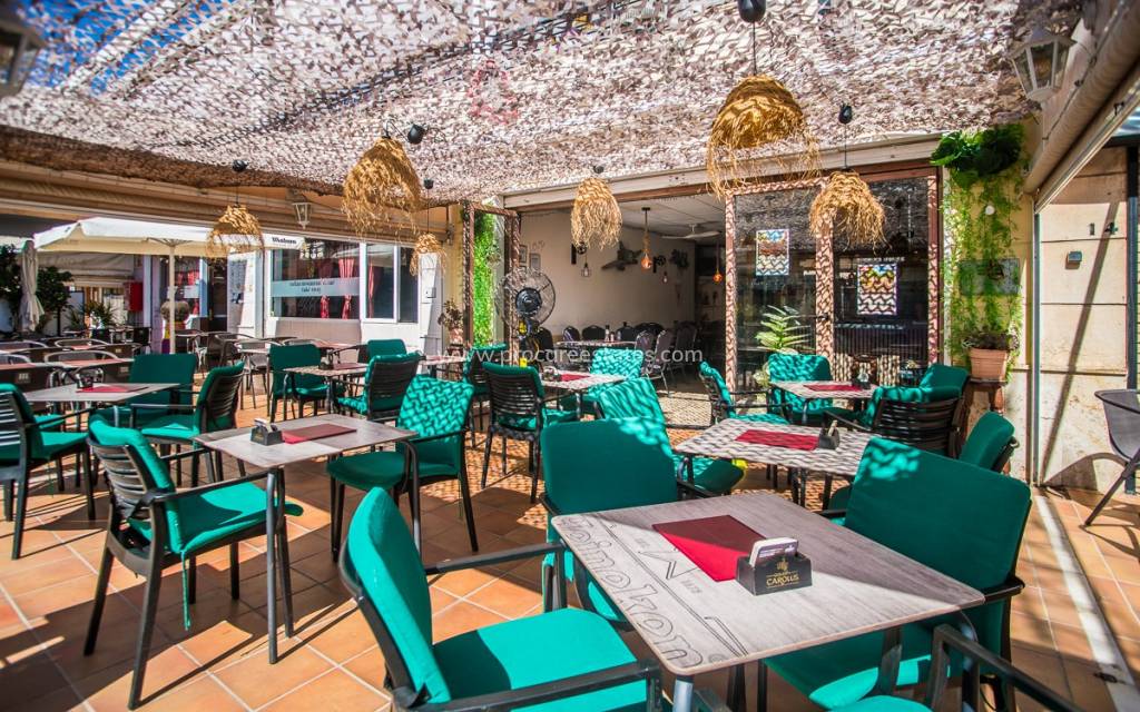 Verkoop - Commercieel vastgoed - Orihuela - Los Balcones Y los Altos