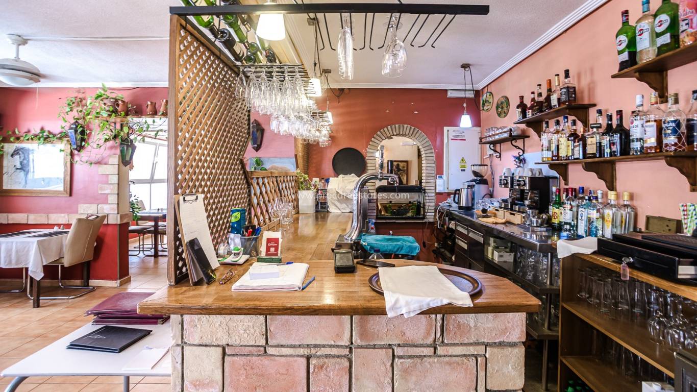 Verkoop - Commercieel vastgoed - Torrevieja - La Veleta