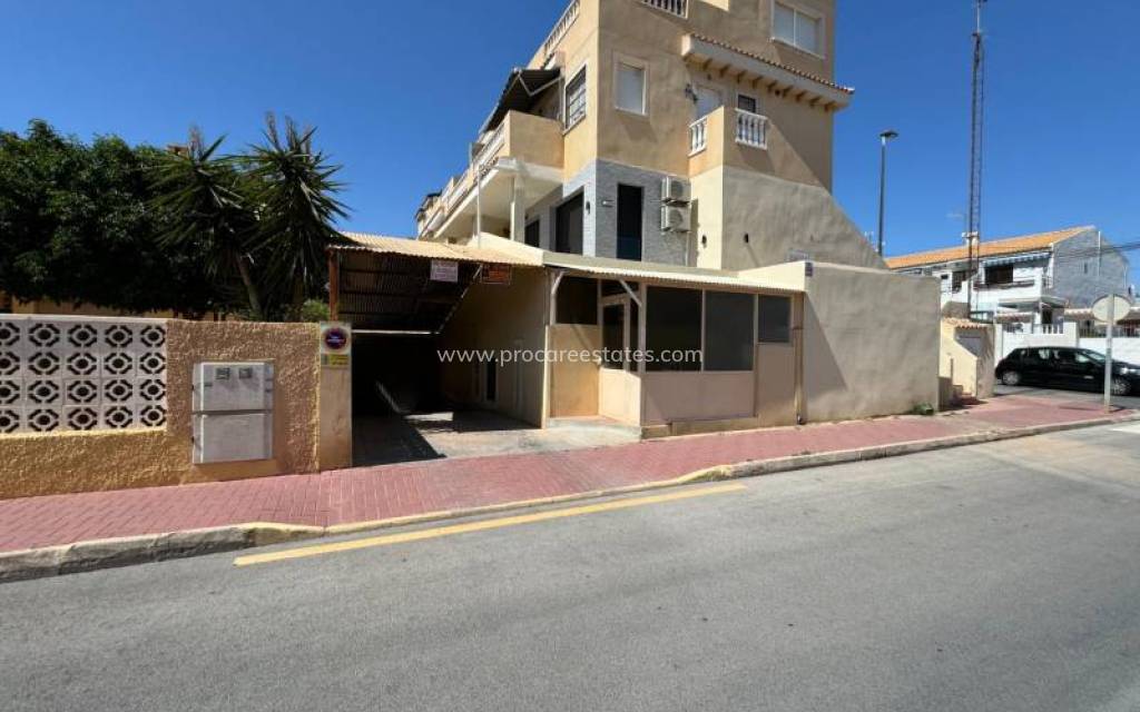 Verkoop - Garage - Torrevieja - Playa Los Locos