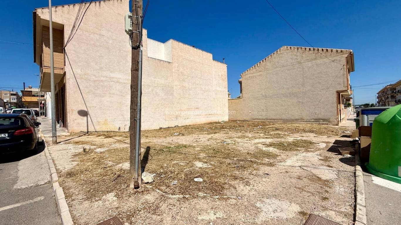 Verkoop - Land - San Miguel de Salinas - CENTRO URBANO