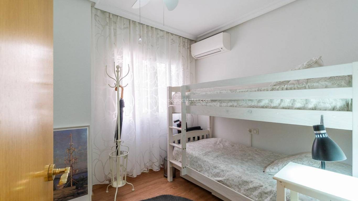 Verkoop - Penthouse - Torrevieja - Torrevieja Center