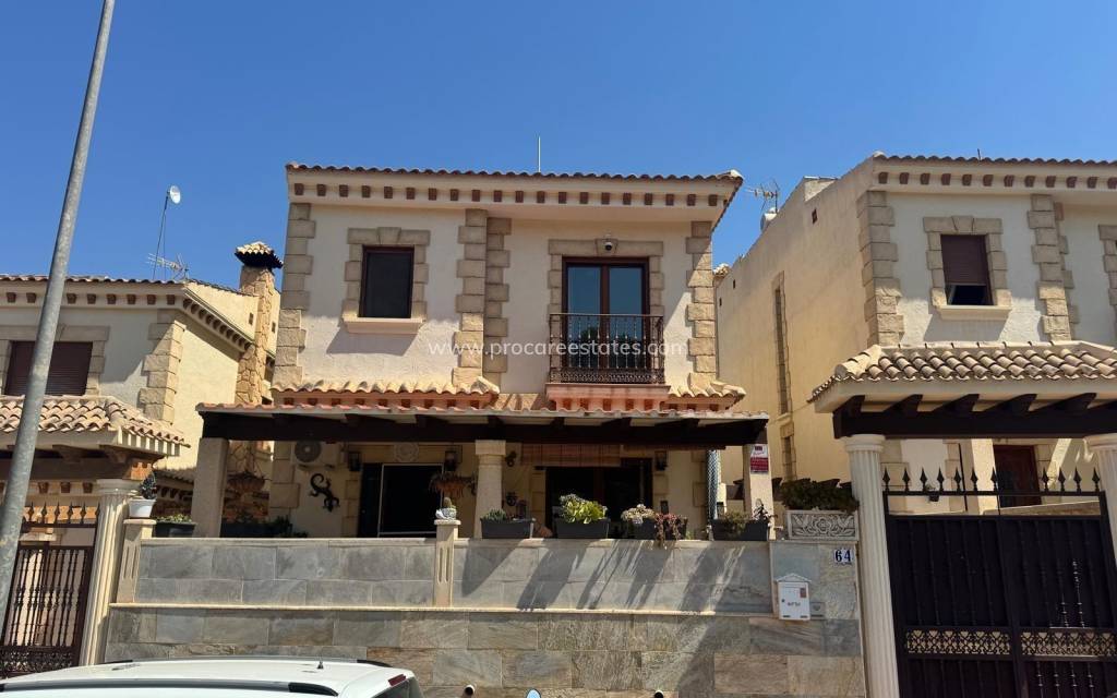 Verkoop - Stadswoning - Bigastro - Comunidad valenciana