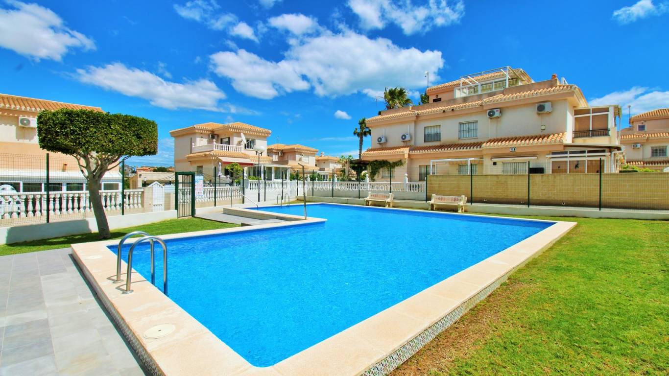 Verkoop - Stadswoning - Orihuela Costa - Playa Flamenca