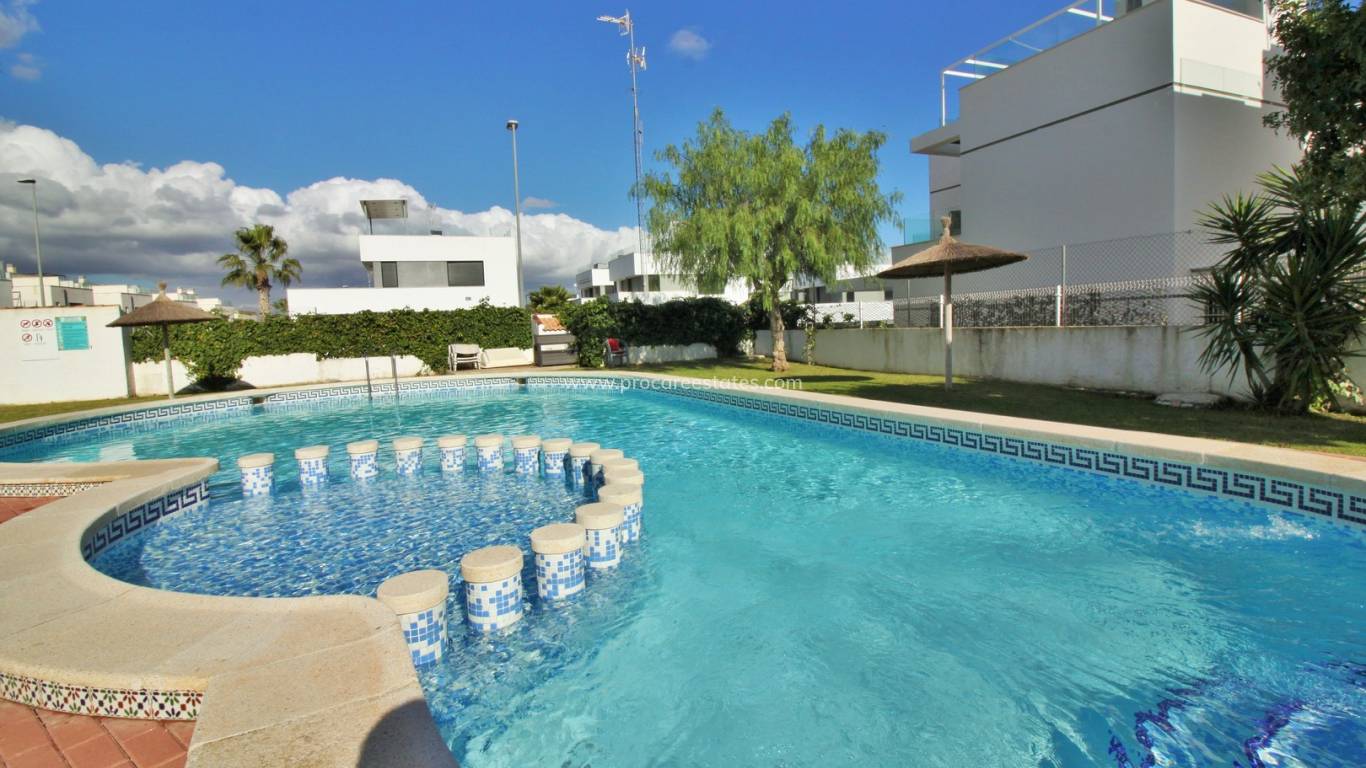 Verkoop - Stadswoning - Orihuela Costa - Villamartin