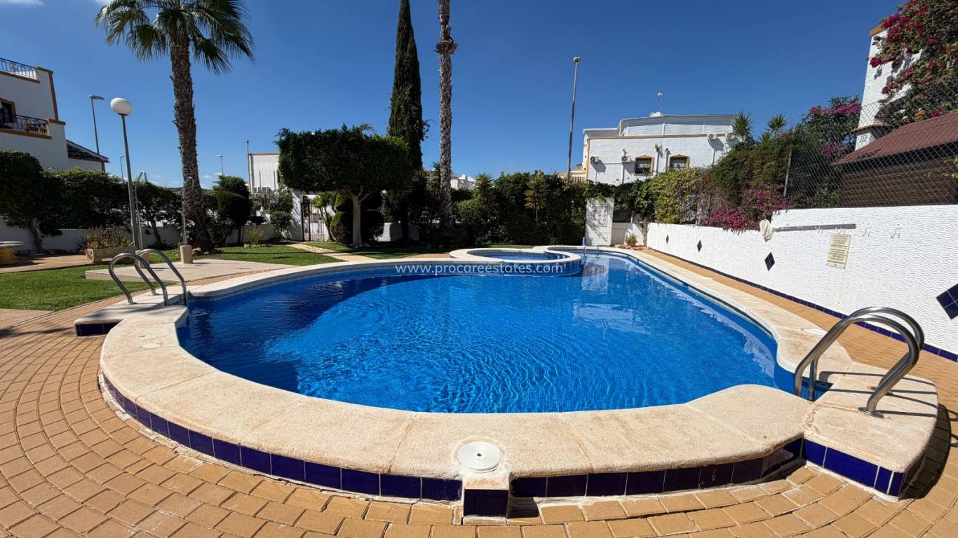 Verkoop - Stadswoning - Orihuela - Vistabella Golf