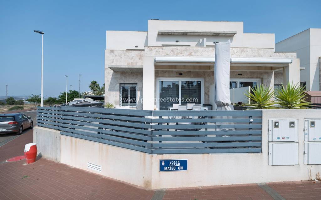 Verkoop - Stadswoning - Torrevieja - Aguas Nuevas