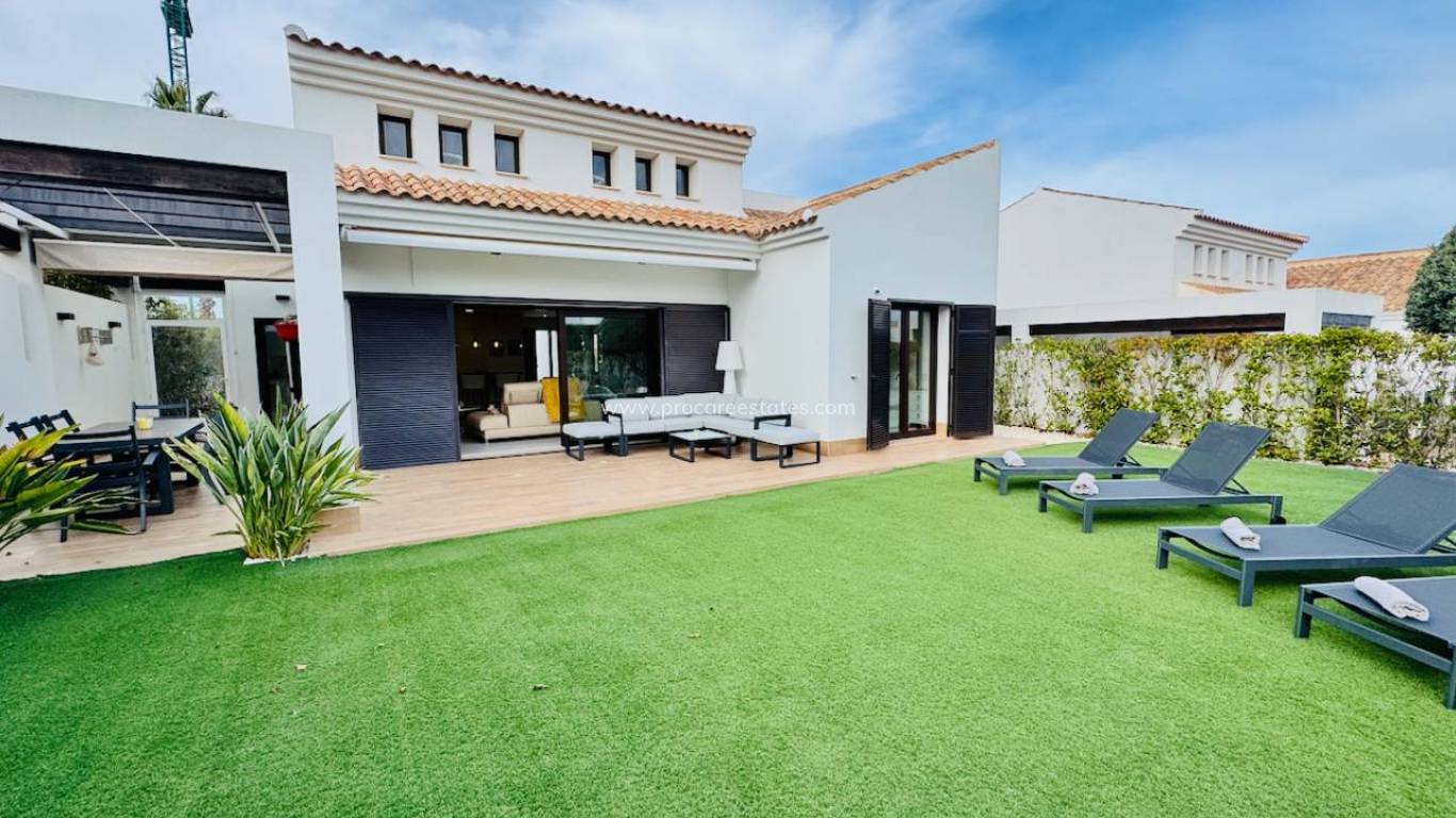 Verkoop - Villa - Algorfa - La Finca golf