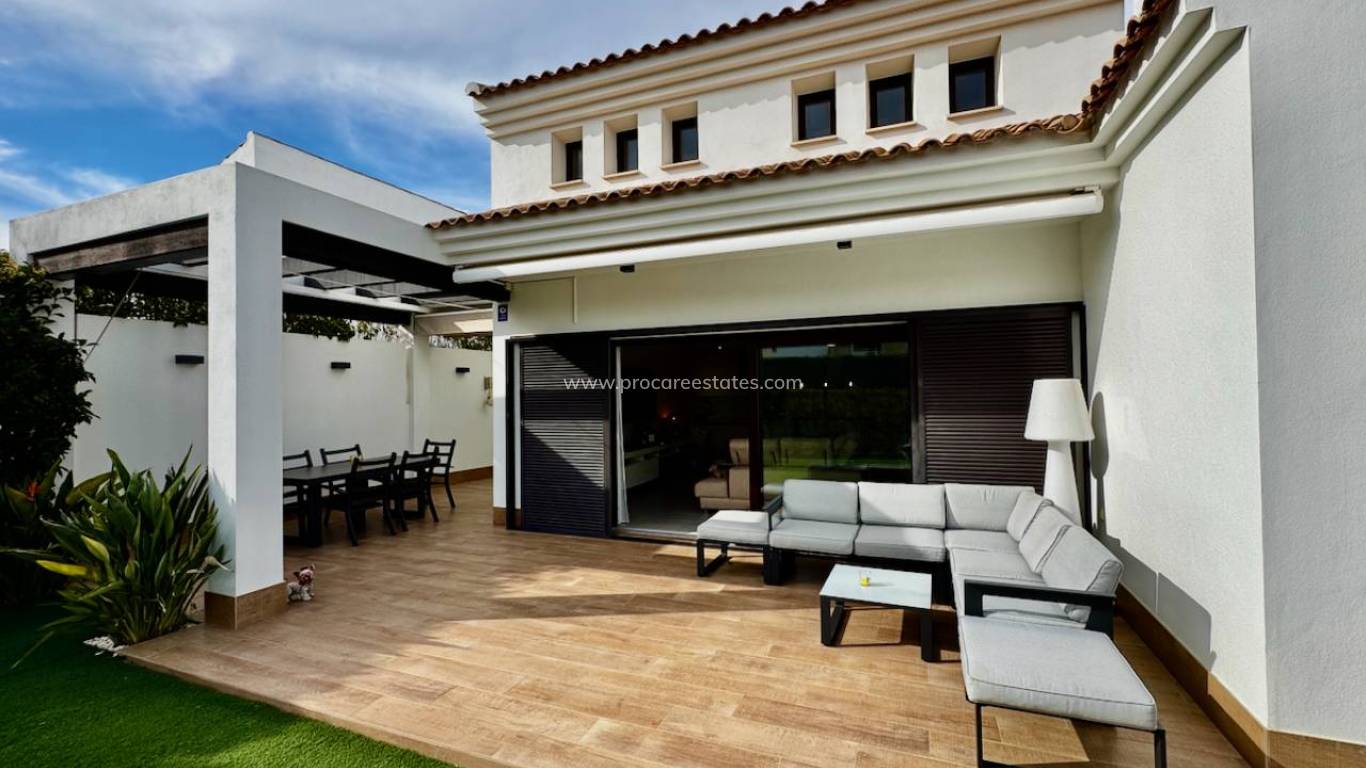 Verkoop - Villa - Algorfa - La Finca golf