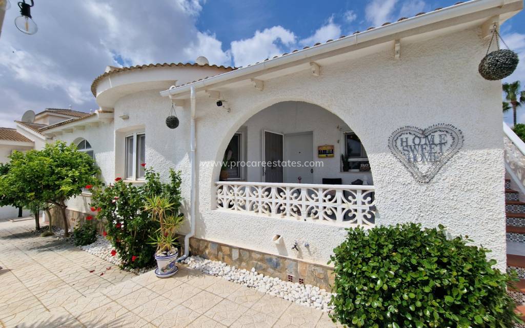 Verkoop - Villa - Ciudad Quesada - Pueblo Bravo