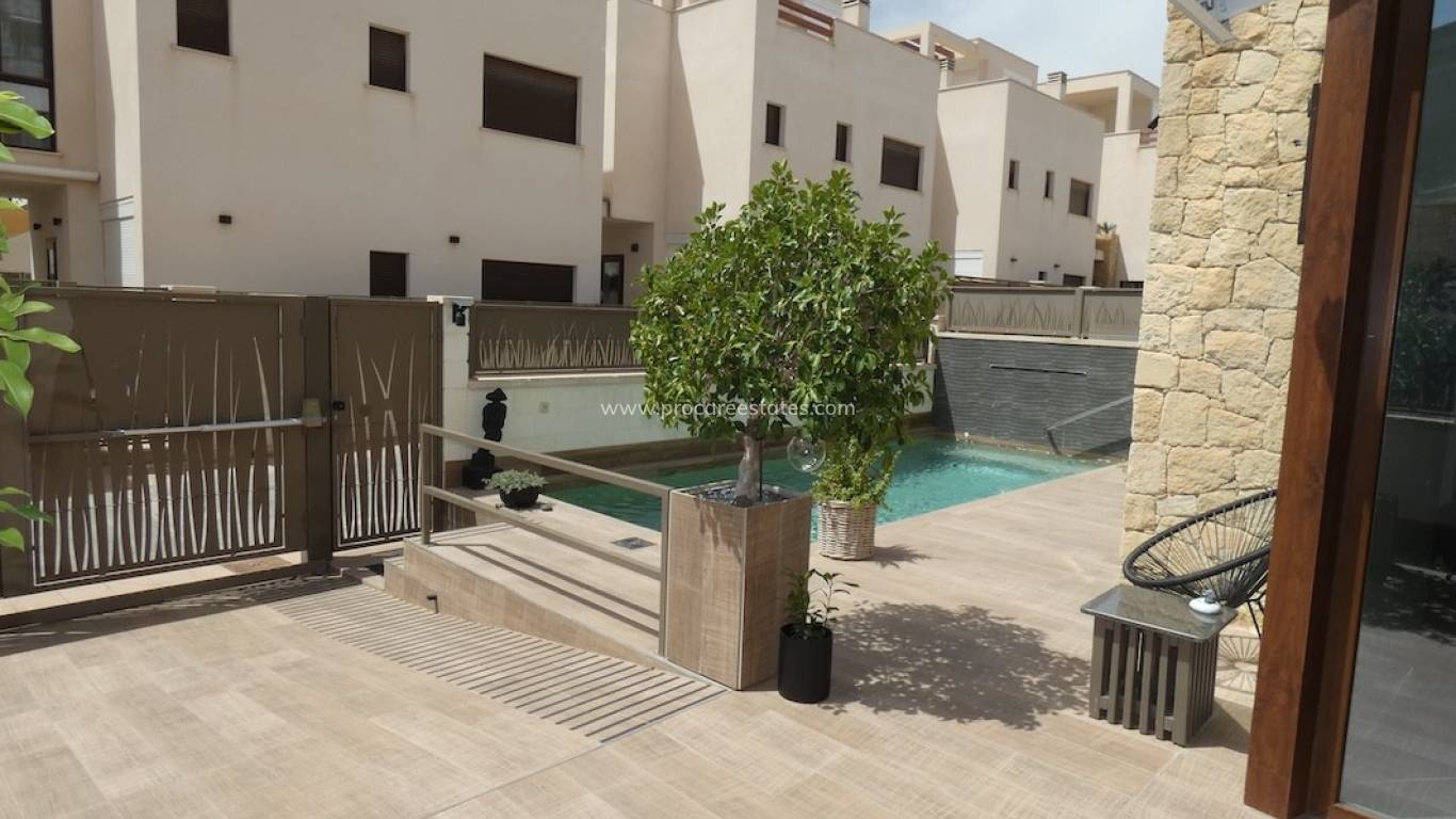 Verkoop - Villa - Ciudad Quesada