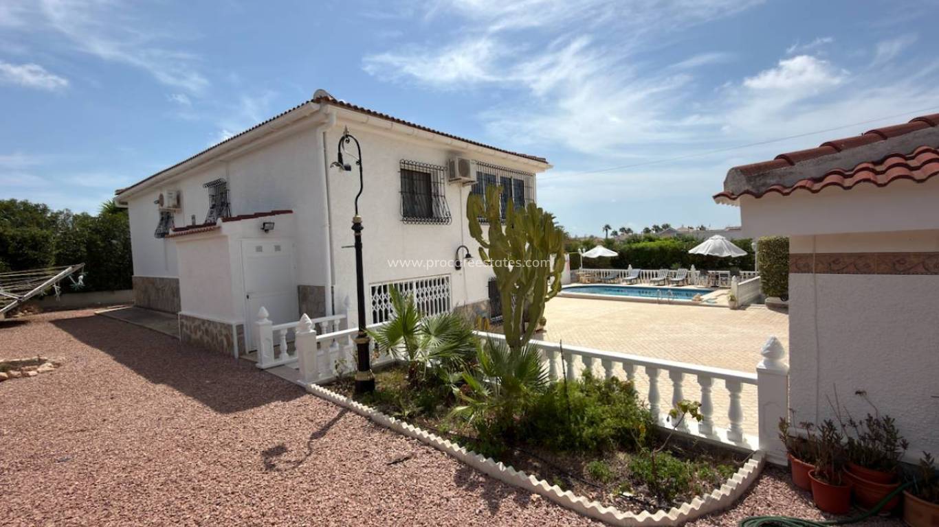 Verkoop - Villa - Ciudad Quesada