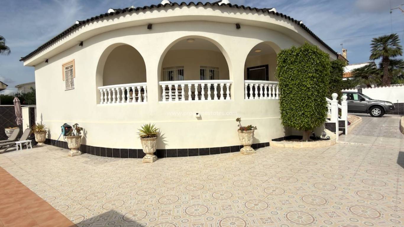 Verkoop - Villa - Ciudad Quesada
