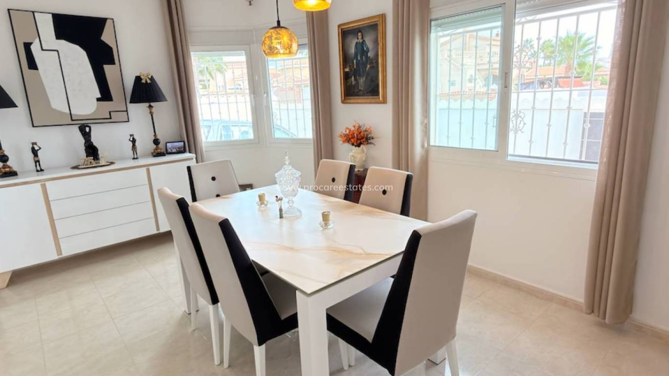 Verkoop - Villa - Ciudad Quesada