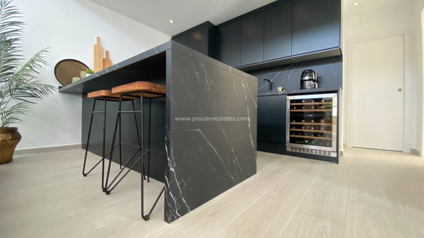 Verkoop - Villa - Daya Nueva