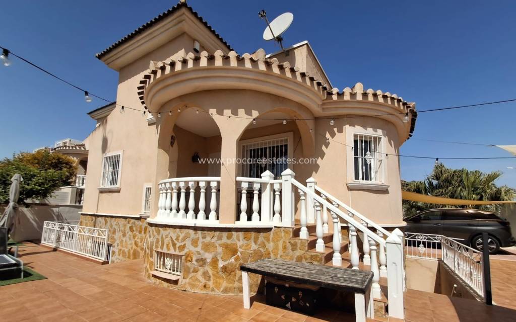 Verkoop - Villa Detached - Ciudad Quesada - Doña Pepa